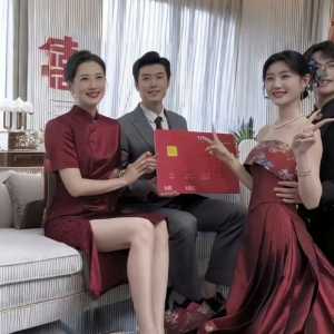 婚礼现场，比儿媳还有排面的婆婆
