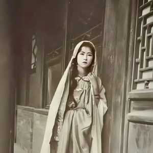1924年，林徽因的珍贵影像记录了这位才女的青春风采。