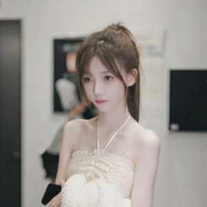 发现巴女和女明星最大区别就是