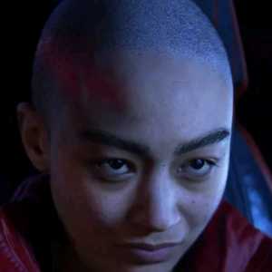 目前为止除了星际异端之外还有女主是光头的游戏吗？