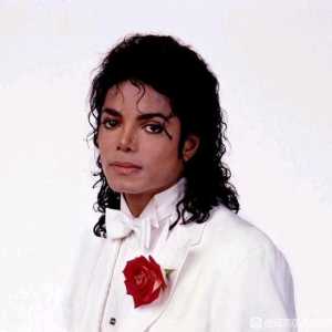 【KING OF POP】美国有那么多黑人明星，为什么只有mj受到打压？