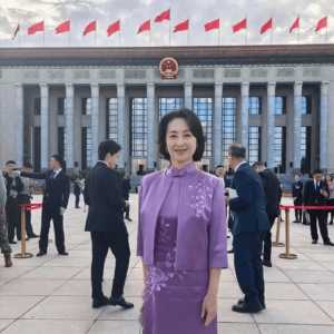 其实很多明星混血儿都跟中国人差不多