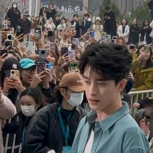 这个明星是什么人种？