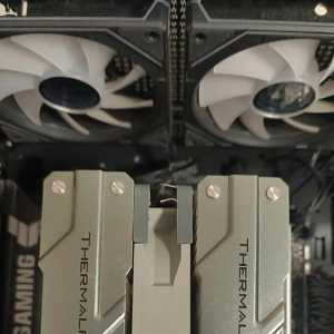 换了7800x3D待机60度，打游戏73待机温度这么离谱吗？