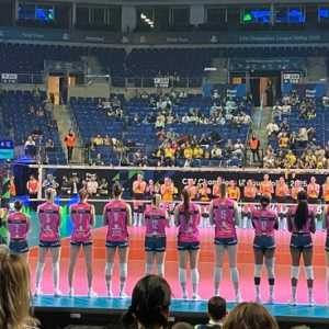 奇特的欧冠四强赛：观众只坐了四成，亚军斯坎迪奇没人获奖