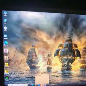 进不去游戏，点窗口就一直闪凭是啥情况呀大哥们